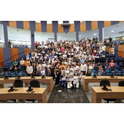 Aluno Nota 10: Melhores estudantes são premiados na Câmara Municipal de São José dos Pinhais